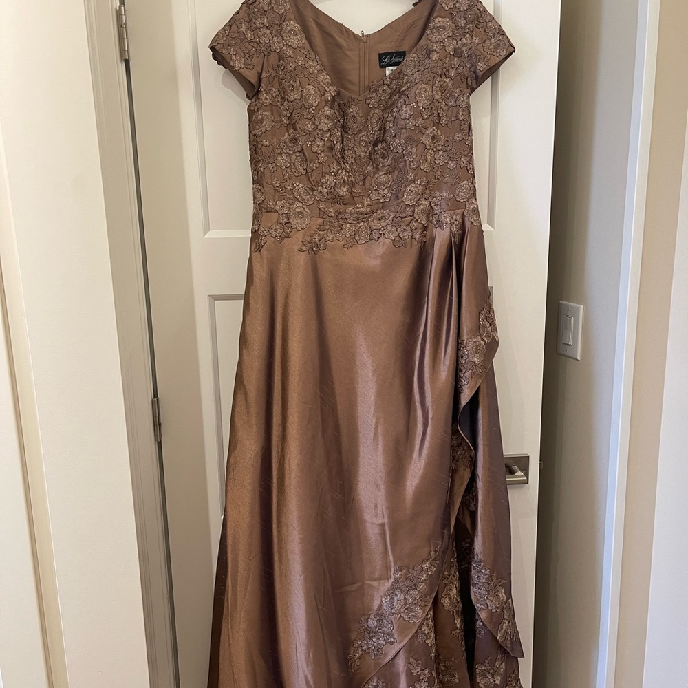 Size 14 Mother of the Bride Gown
